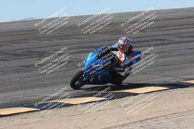 media/Oct-13-2025-Moto Forza (Mon) [[a66d839500]]/3-B Group/Session 2 (Bowl)/